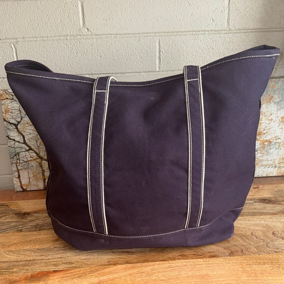 Lands End XL Navy Tote Bag (17x25x11) - Picture 4 of 16